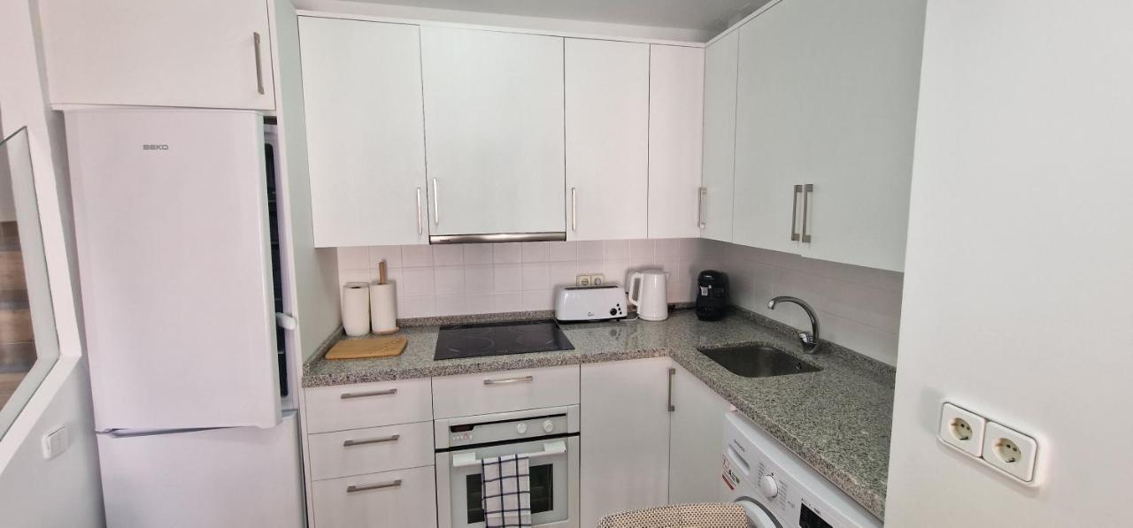 Apartment Large 1 Bedroom Close To Puerto Banus