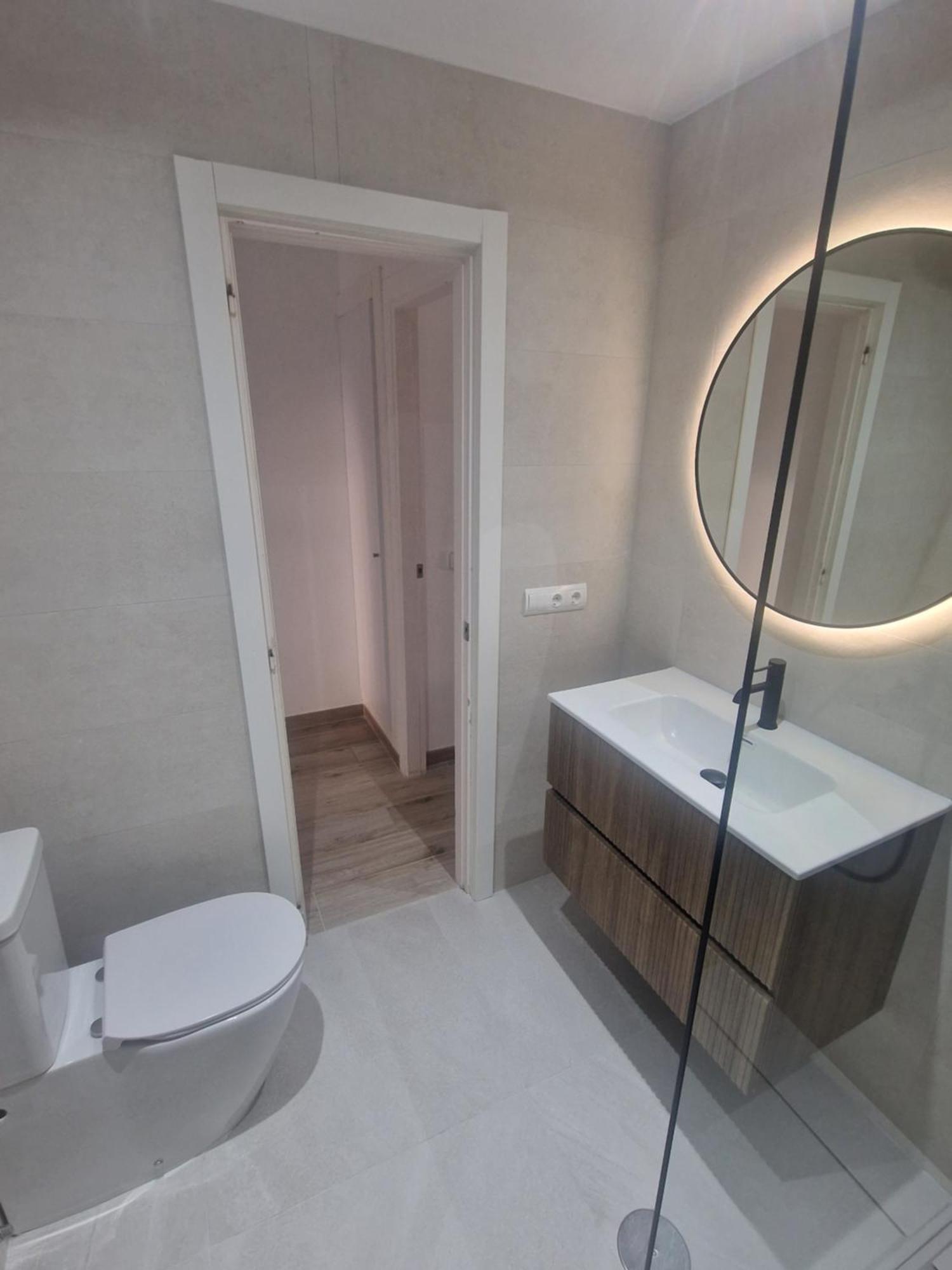 Apartemen Large 1 Bedroom Close To Puerto Banus